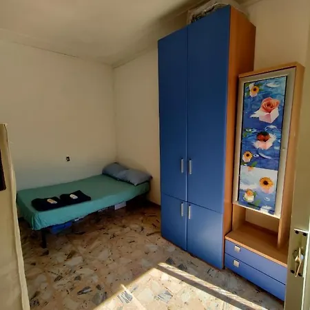 Temporary Double Room ホームステイ ペスカーラ